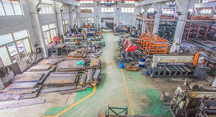 無(wú)錫鋸床生產(chǎn)廠家為您介紹為何鋸床會(huì)成為機(jī)械加工必備機(jī)床？